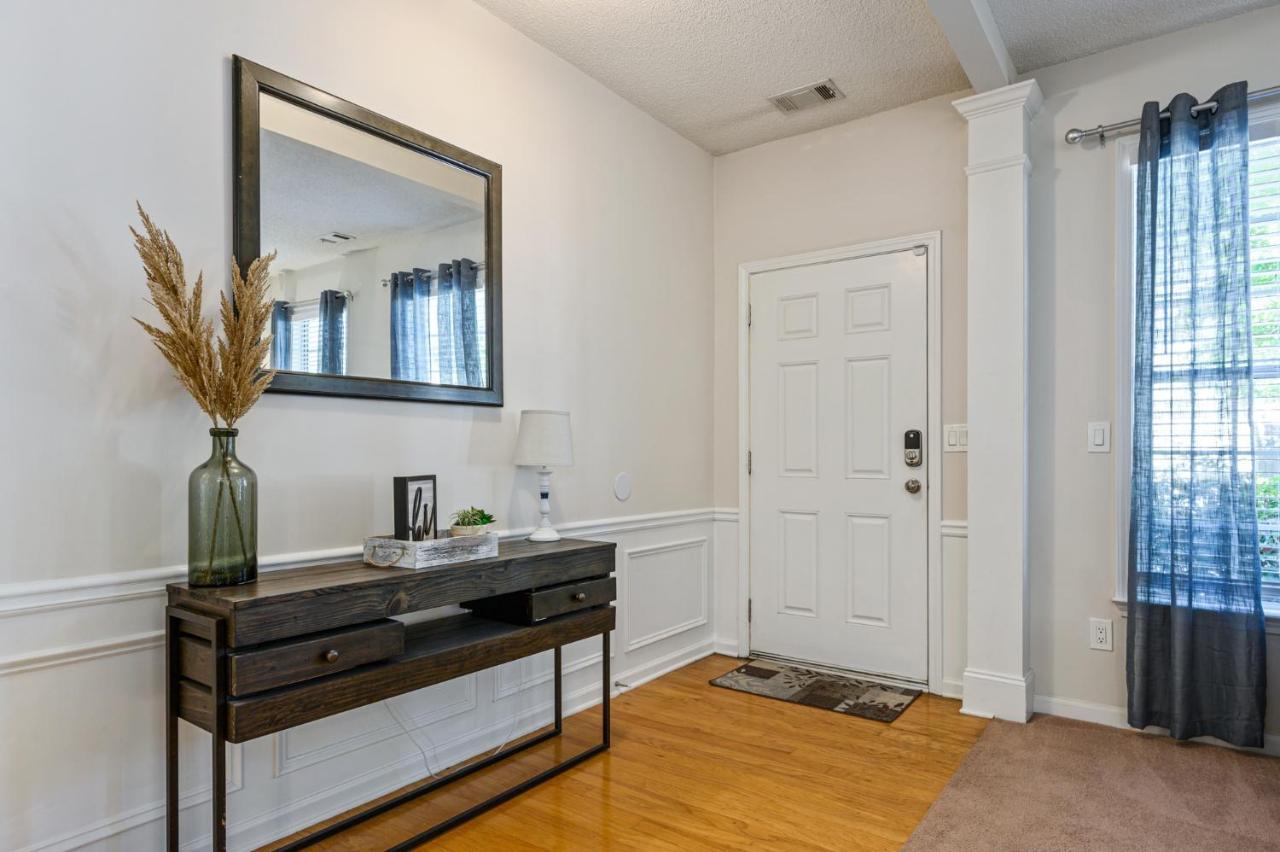 Enjoy This Amazing Home With Porch & Grill Near Dt Woodstock Eksteriør billede
