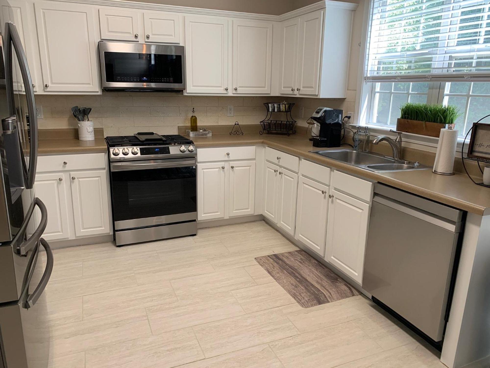Enjoy This Amazing Home With Porch & Grill Near Dt Woodstock Værelse billede